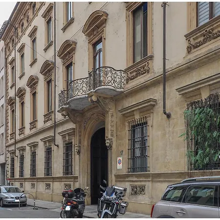 L'oasi In Piazza Bodoni *