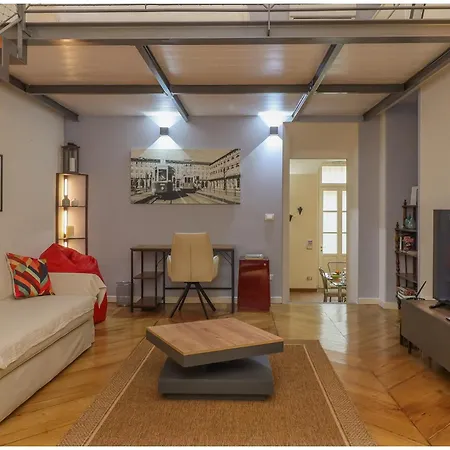 L'oasi In Piazza Bodoni * Turin