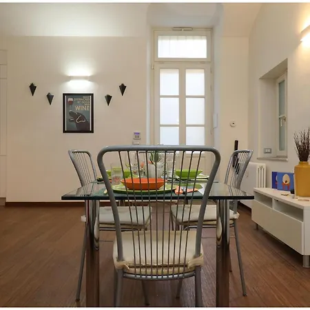 L'oasi In Piazza Bodoni Apartamento Turín