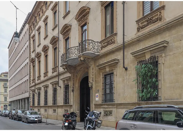 L'oasi In Piazza Bodoni *