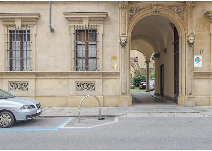 L'oasi In Piazza Bodoni *